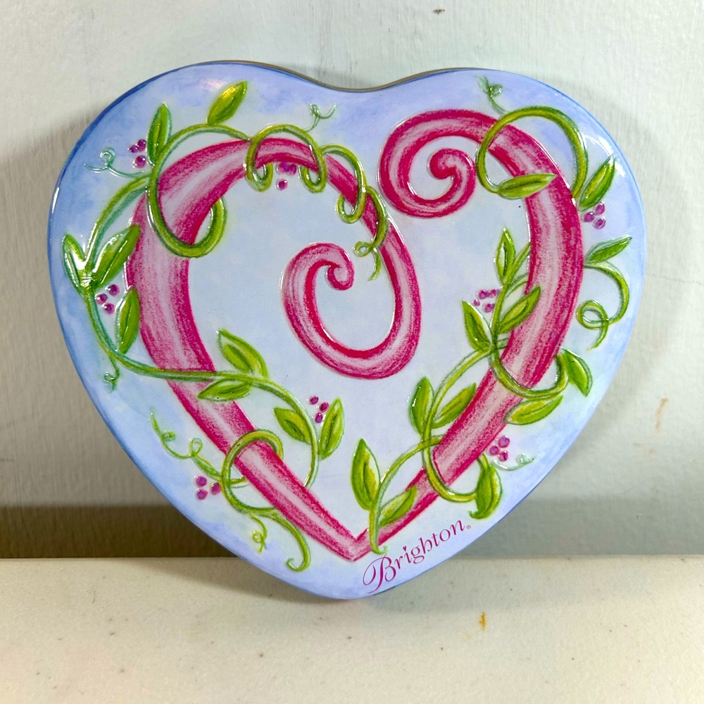 Brighton metal heart shaped tin